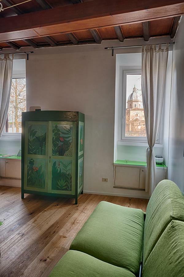 The Blu And Green Apartment 로마 외부 사진
